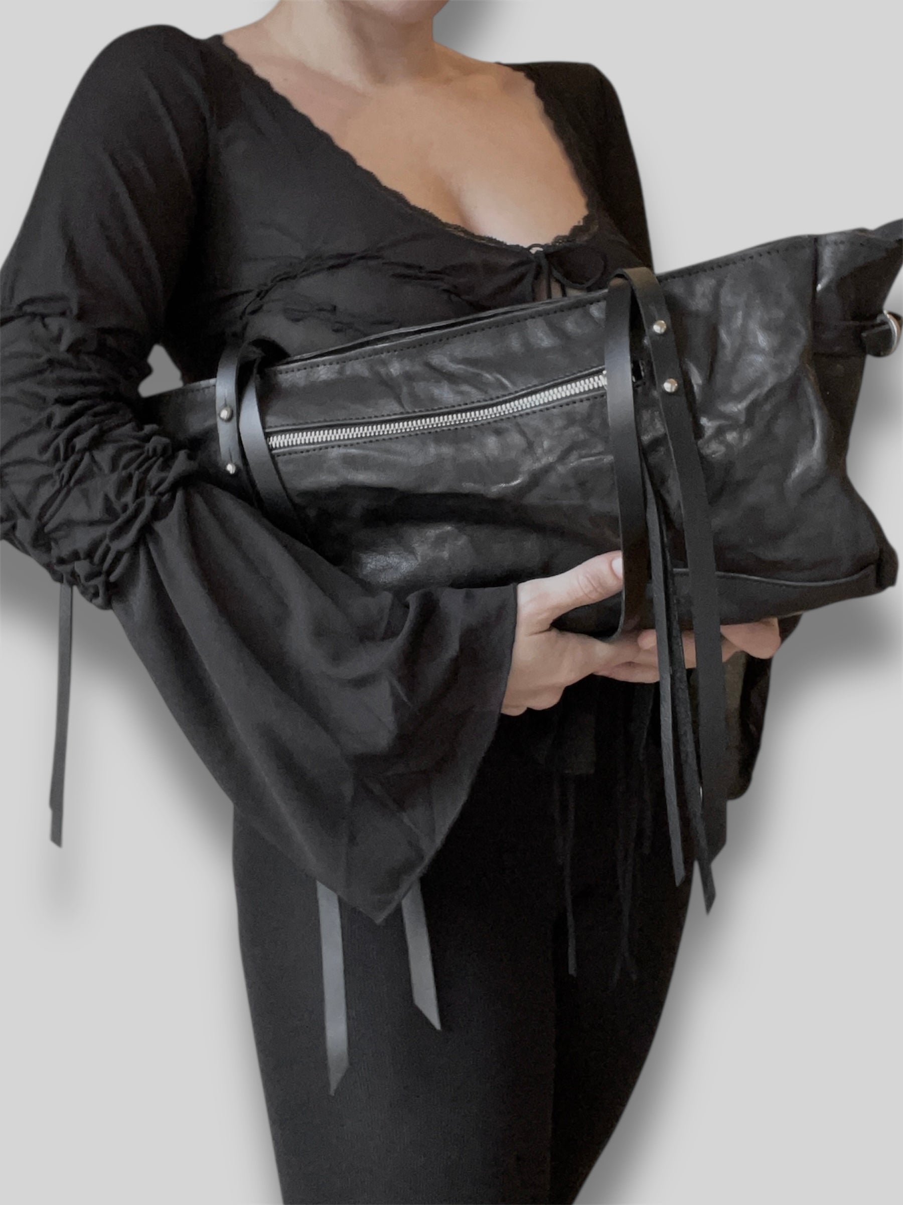 VEGA oyster duffle bag