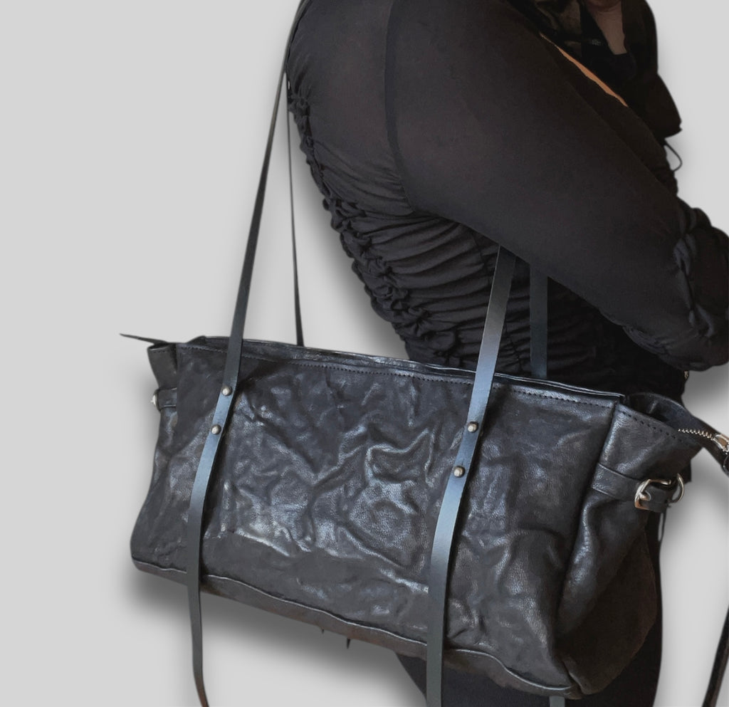 VEGA oyster duffle bag