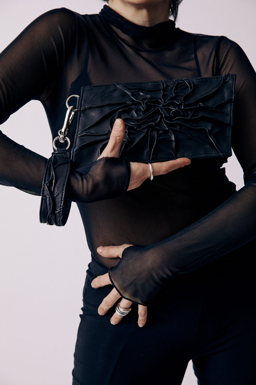 Textured clutch - Image 5